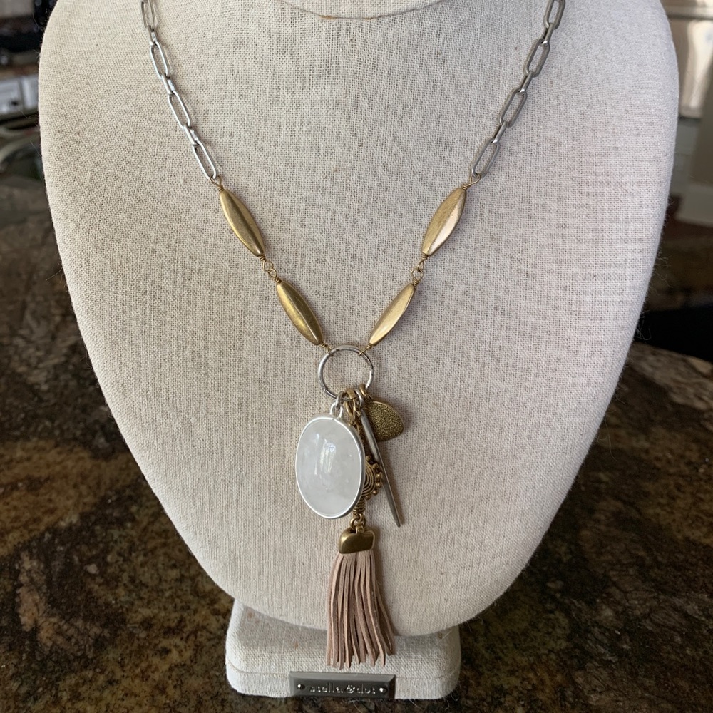 Stella & Dot Victoria Pendant